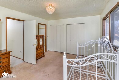 10105 Nantucket Loop, Anchorage, AK 99507 - photo 7