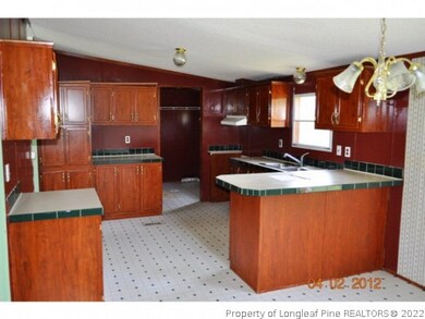 1304 Summer Dr, Siler City, NC 27344 - photo 5