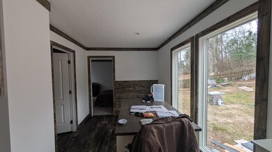 PXL_20250131_211456630