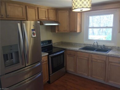 1111 Walden Rd, Asheboro, NC 27205 - photo 4