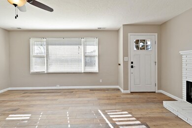 725 Chestnut St, Central Point, OR 97502 - photo 7