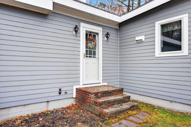 35 Webbs Mills Rd, Raymond, ME 04071 - photo 4