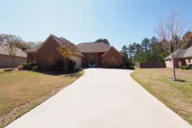 131 Hampton Ln, Madison, MS 39110 - photo 2