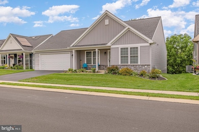 2069 Spring Wood Ln, Mechanicsburg, PA 17055 - photo 2