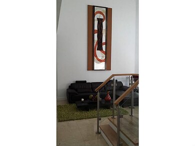 11352 NW 68th St, Doral, FL 33178 - photo 4