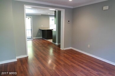 392 Shady Glen Dr, Capitol Heights, MD 20743 - photo 4