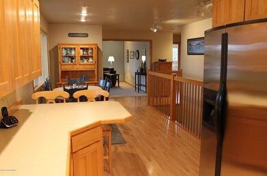 4 Kitchen Dining