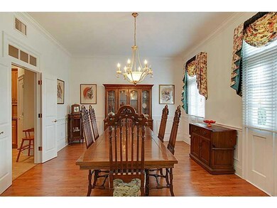 Photo. Dining room