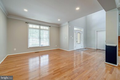 25830 Donegal Dr, Chantilly, VA 20152 - photo 7