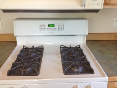 8311 Resurrection Dr, Anchorage, AK 99504 - photo 7