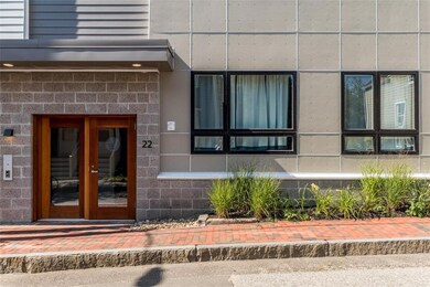 22 Tate St unit 3B, Portland, ME 04102 - photo 2