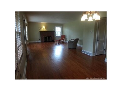 1726 McDonald Ln, New Albany, IN 47150 - photo 4