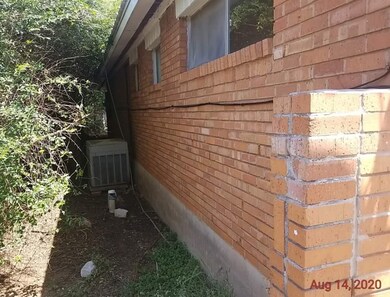 217 Forest Hills Dr, Duncan, OK 73533 - photo 2