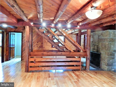 1218 W Bridge St, Spring City, PA 19475 - photo 6