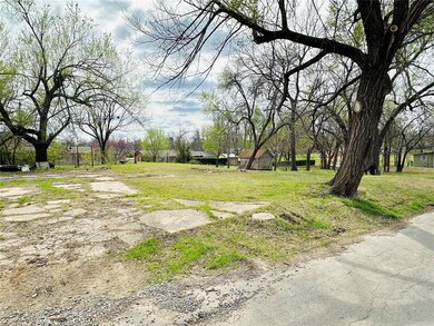 1317 E Moses St, Cushing, OK 74023 - photo 3