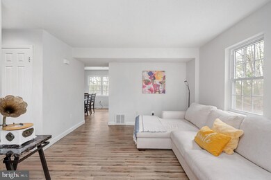 2150 Silversmith Ct, Woodbridge, VA 22191 - photo 7