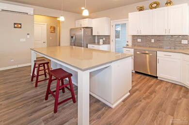 20791 SE Hollis Ln, Bend, OR 97702 - photo 6