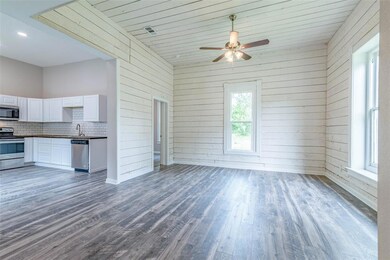 410 W Texas St, Denison, TX 75020 - photo 7