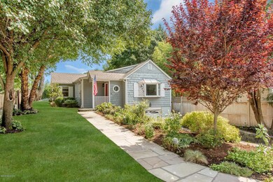 11 Grove St, Cos Cob, CT 06807 - photo 2