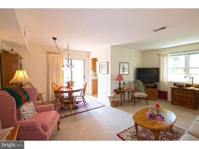 720 Willow St unit A, Lansdale, PA 19446 - photo 4