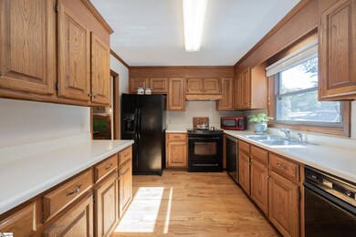 4 Creekside Way, Greenville, SC 29609 - photo 5