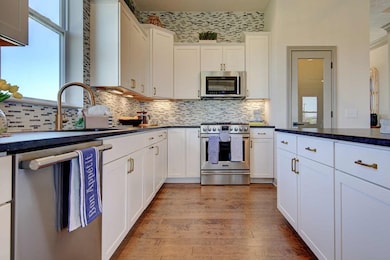 The Wilmington - Kitchen