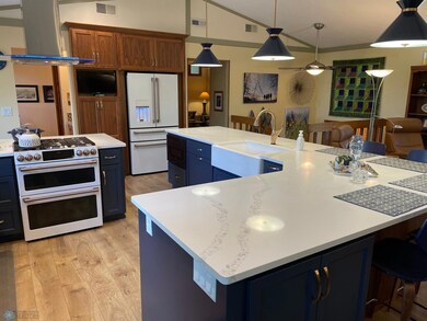 3619 Par St N, Fargo, ND 58102 - photo 5