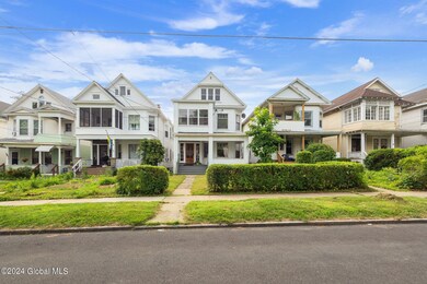 77 S Pine Ave, Albany, NY 12208 - photo 2