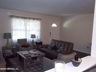 5766 Cherry Laurel Dr, Jacksonville, FL 32210 - photo 4