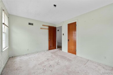 300 Sotier Place, Wood River, IL 62095 - photo 7