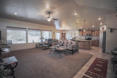 223 Gold Bullion Way, Washington, UT 84780 - photo 6