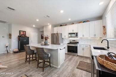 Welcome to your Arizona lock and leave!