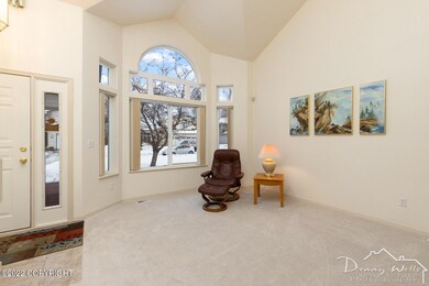 Living Room-20220124-5437