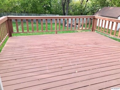 1136 Galloway Ave, Lincoln, NE 68512 - photo 4