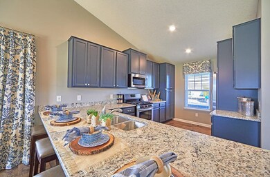 Large breakfast bar, perfect for entertaining and 