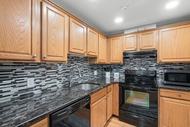 4 Tara Dr unit 11, Weymouth, MA 02188 - photo 3