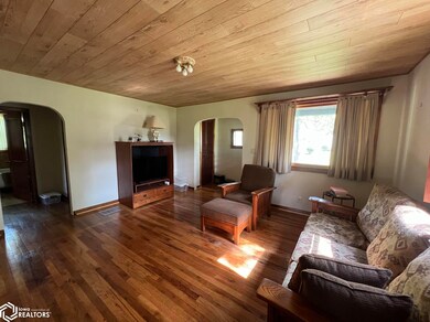 501 NW 6th St, Leon, IA 50144 - photo 4