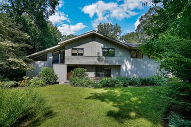 200 Eden Rd, Stamford, CT 06907 - photo 2