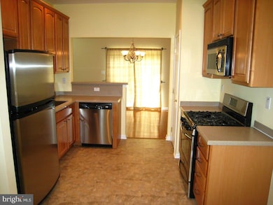 14 Scarlet Oak Dr, Princeton, NJ 08540 - photo 2