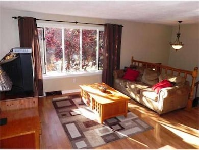 888 Read St, Attleboro, MA 02703 - photo 7