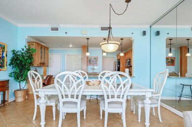 Topsl Beach Manor 213-11