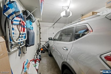 404 Chestnut St, Newark, NJ 07105 - photo 5