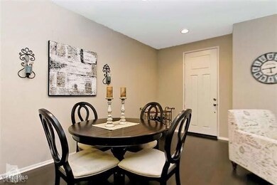 2245 Rolling River 2 - Dining