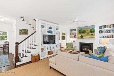 009_1211_verandah_way-9