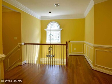 9113 Santayana Dr, Fairfax, VA 22031 - photo 6