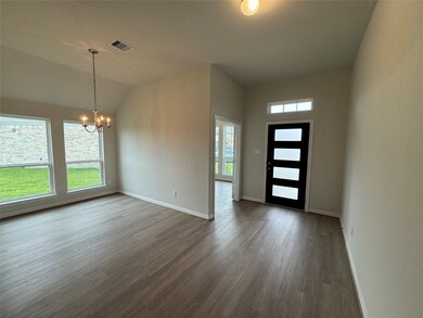 200 Eagleville Dr, Alvin, TX 77511 - photo 2