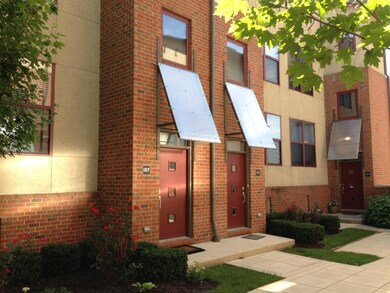 587 Rich St Exterior 2