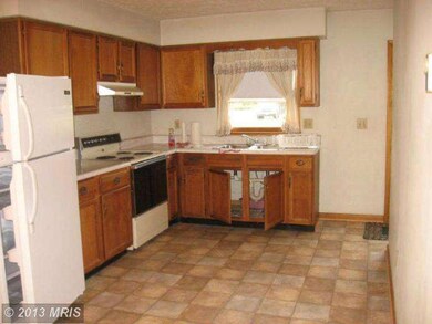 2156 Ridge Hollow Rd, Edinburg, VA 22824 - photo 3