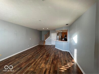 11452 Enclave Blvd, Fishers, IN 46038 - photo 2