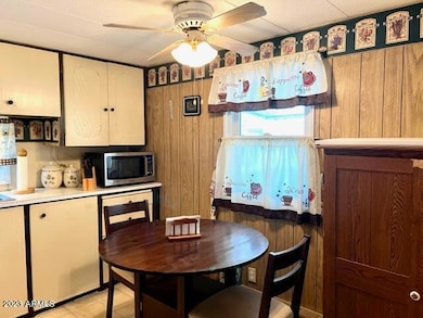 EAT IN KITCHEN